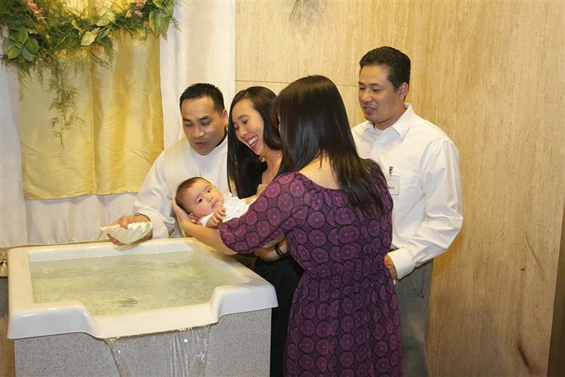 Baptism05162010_00701.jpg